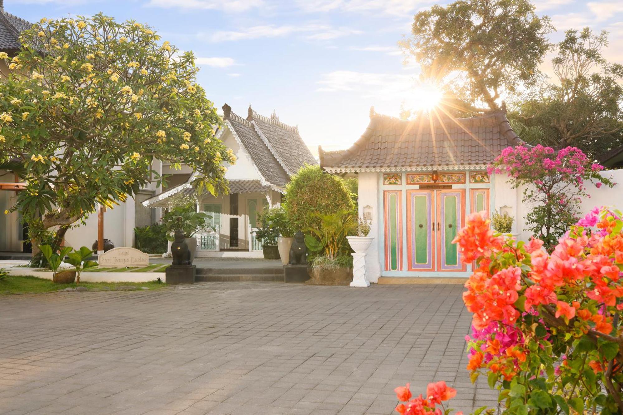 Puri Tempo Doeloe Boutique Hotel Sanur Extérieur photo